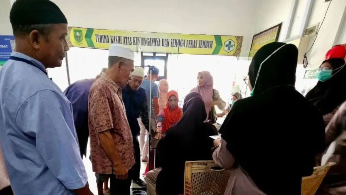 emeriksaan kesehatan di Puskesmas Bunguran Selatan pada Jumat (28/8/2026). ANTARA/Muhamad Nurman
