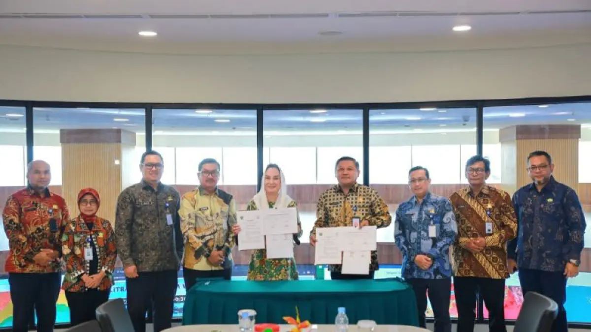 Pemkab Natuna menghibahkan lahan seluas 9.240 meter persegi kepada BMKG untuk pembangunan High Frequency Radar (HF Radar) guna memperkuat pemantauan kondisi laut di wilayah perbatasan.