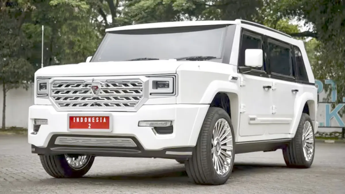 Mobil Maung MV3 Garuda Limousine buatan PT Pindad. Foto: PT Pindad