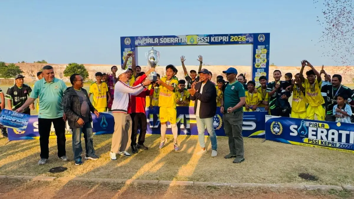 PS Gurindam Pratama U-15 saat keluar sebagai Juara Piala Soeratin U-15 Provinsi Kepulauan Riau (Kepri) 2026. F.Kiriman Bhayu Bomantara untuk Batam Pos.