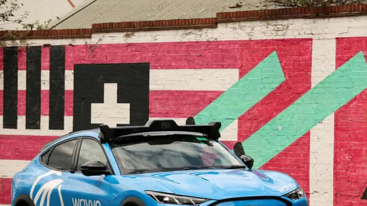 Mobil otonom Wayve menjalani pengujian teknologi swakemudi di jalanan Inggris / Foto: (The Guardian) (ist)