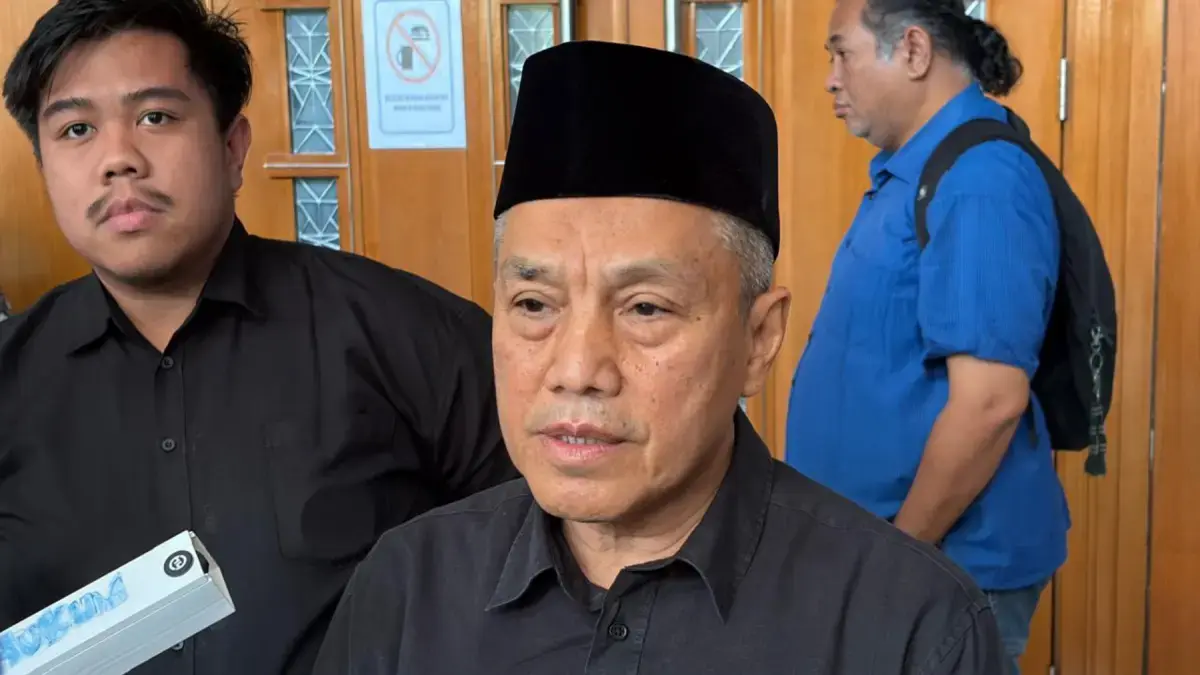 Pengacara mantan Menag Yaqut Cholil Qoumas, Dodi S. Abdulkadir di sela-sela persidangan kasus dugaan korupsi kuota haji di Pengadilan Tipikor Jakarta, Selasa (15/9). (Muhamad Ridwan/JawaPos.com)