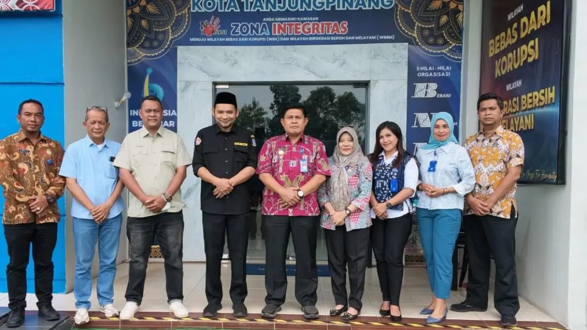 Pengurus Katar Kepri usai melakukan pertemuan dengan BNN Tanjungpinang, Selasa (15/9). F. Mohamad Ismail/Batam Pos