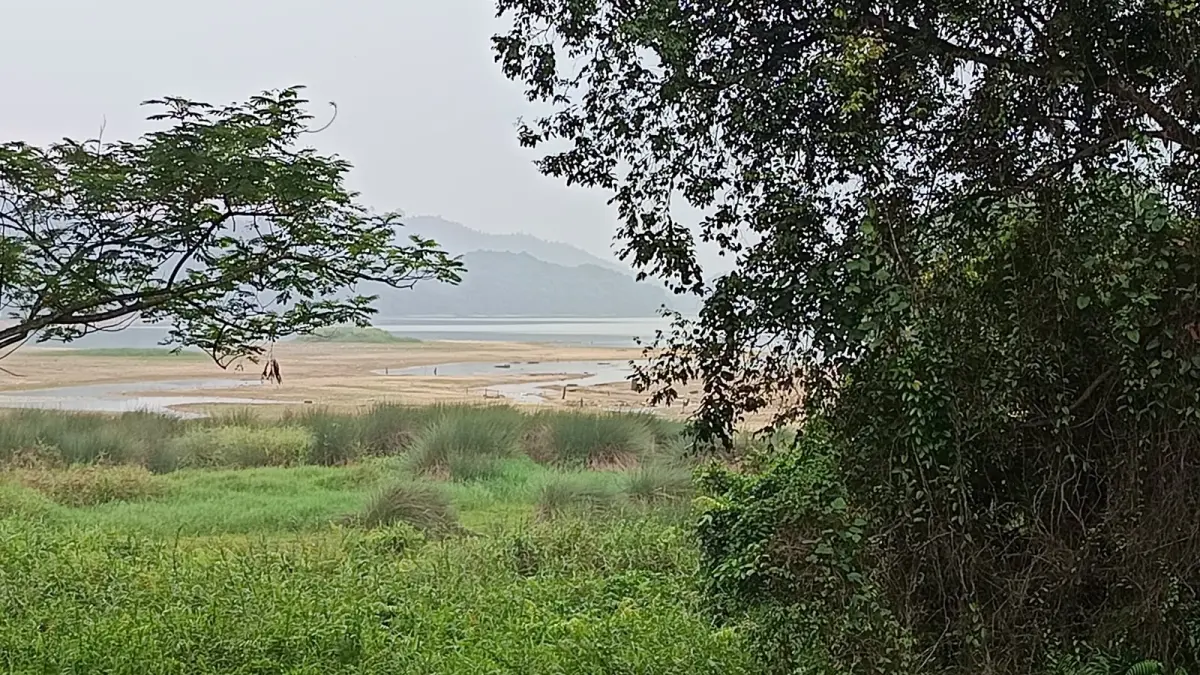 Waduk Sei Harapan, Sekupang yang airnya tampak menyusut. F.Jamaluddin/Batam Pos