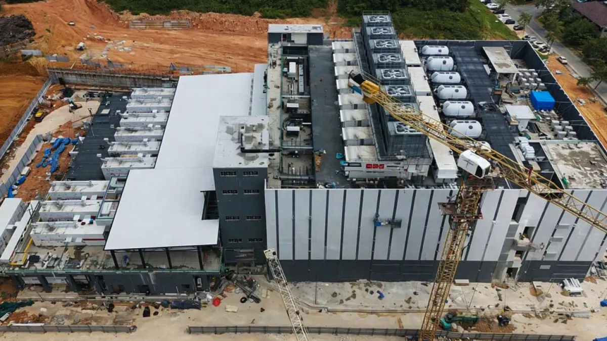 Pembangunan kantor data center DayOne di Nongsa, Batam. Foto: DayOne via LinkedIn/datacenterdynamics.com