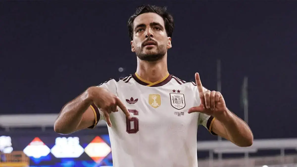 Mikel Merino setelah cetak gol untuk timnas Spanyol kalahkan Kroasia. (Dok. IG/sefutbol)