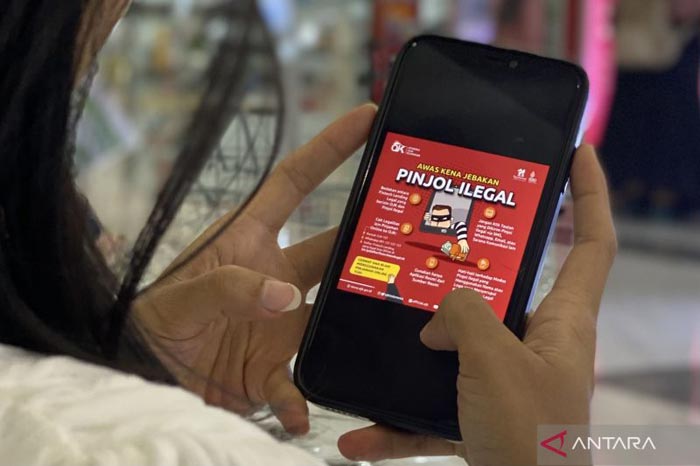 WASPADA: Ilustrasi peringatan dari Otoritas Jasa Keuangan (OJK) untuk mewaspadai jebakan pinjaman online ilegal, Minggu (10/9/2023).