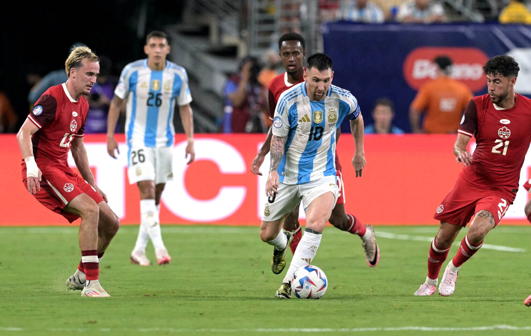 MELAJU KE FINAL: Aksi Kapten timnas Argentina Leonel Messi, saat laga semifinal Copa America 2024 melawan timnas Kanada, Rabu (10/7).