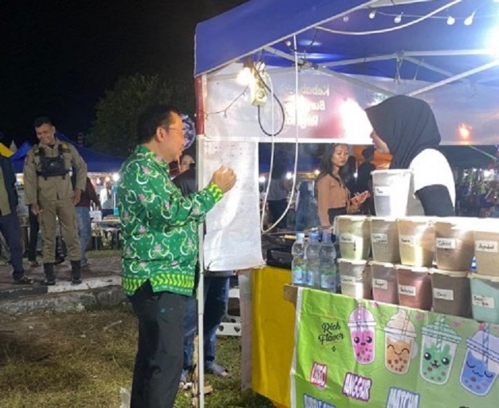 BANTU PEREKONOMIAN: Beberapa stan milik UMKM yang meramaikan acara Sukamara Expo, dalam rangka memeriahkan hari ulang tahun ke 22 Kabupaten Sukamara.