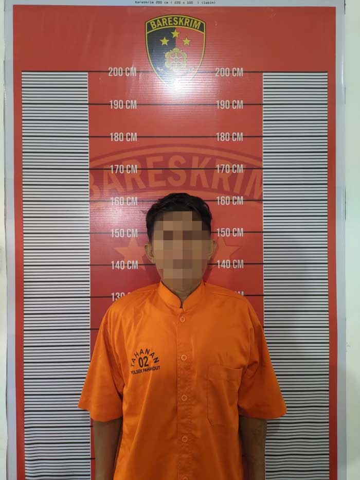 PENCURIAN: BR (45), pelaku pencurian diamankan di Mapolsek Pahandut, Palangka Raya. ISTIMEWA/RADAR PALANGKA