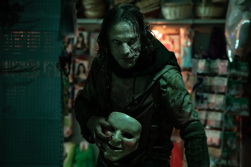 TEGANG: Salah satu potongan adegan dalam film Peter Pan