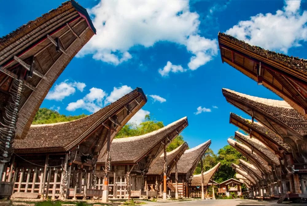 LOCAL WISDOM: Desa Kete Kesu (Toraja) menjadi salah satu desa wisata di Indonesia yang banyak dikunjungi wisatawan. (KEMENPAREKRAF)