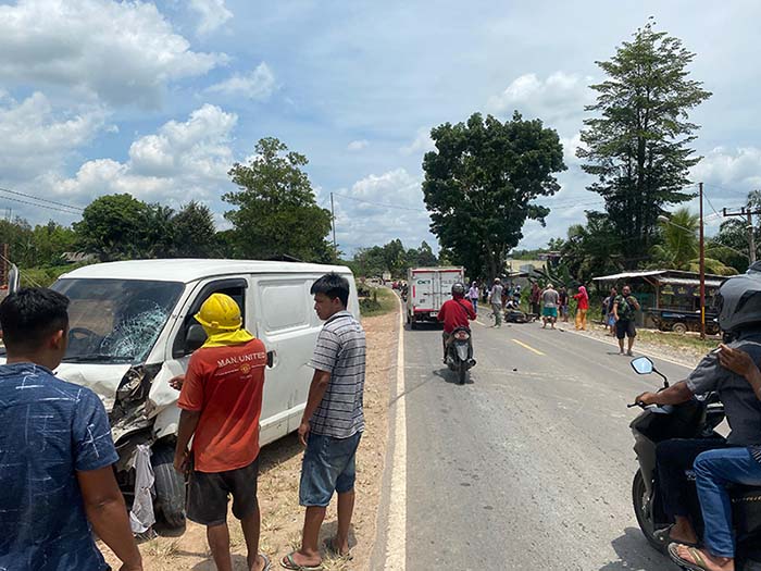 Mobil Granmax yang terlibat kecelakaan maut di Pangkalan Banteng, Kabupaten Kotawaringin Barat, Kalteng, Senin (16/9/2024)