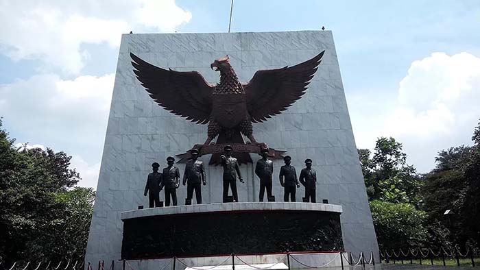 Monumen Pancasila Sakti, di Kelurahan Lubang Buaya, Kecamatan Cipayung, Jakarta Timur