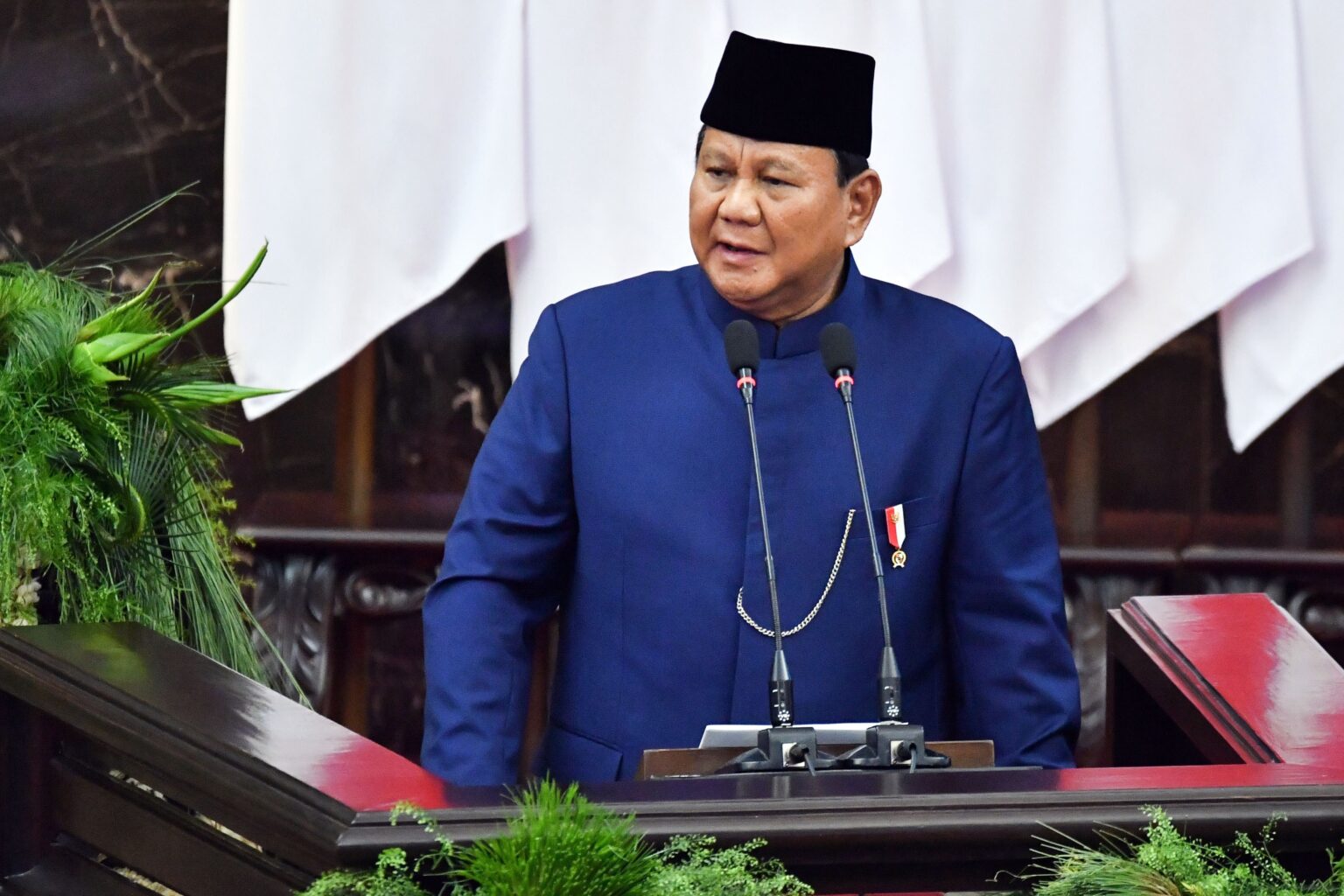 Prabowo Subianto saat menyampaikan pidato perdananya sebagai Presiden RI ke 8, Minggu (20/8).
