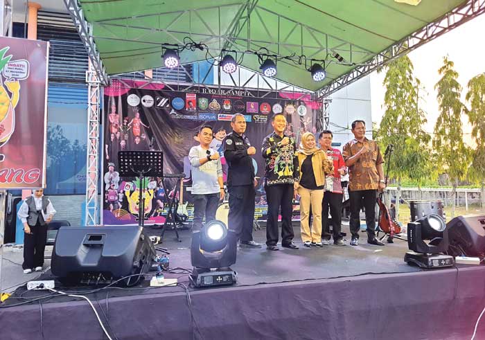 PEMBUKAAN: Pembukaan Food Festival Radar Sampit 2024.