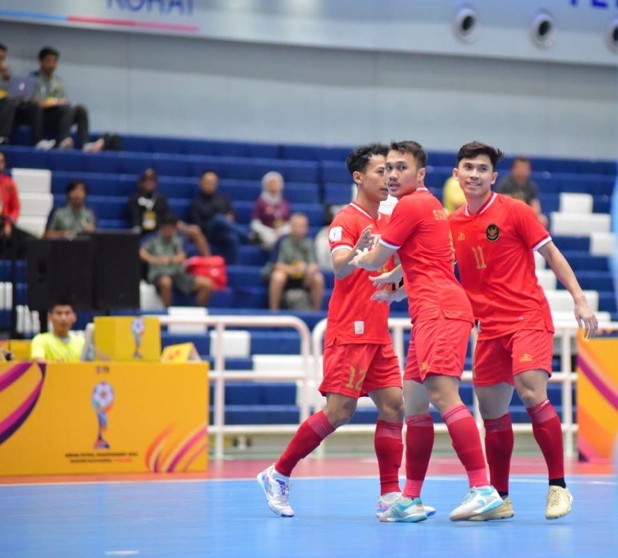 KE FINAL : Pemain timnas Futsal Indonesia saat berlaga di semifinal Asean Futsal Championship 2024.