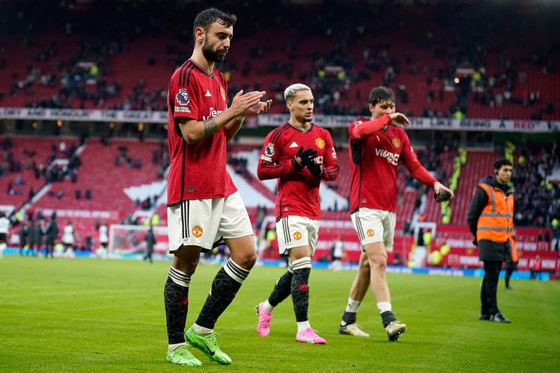 KEJAR POIN: Beberapa pemain Manchester United usai menjalani salah satu laga Liga Inggris beberapa waktu lalu.