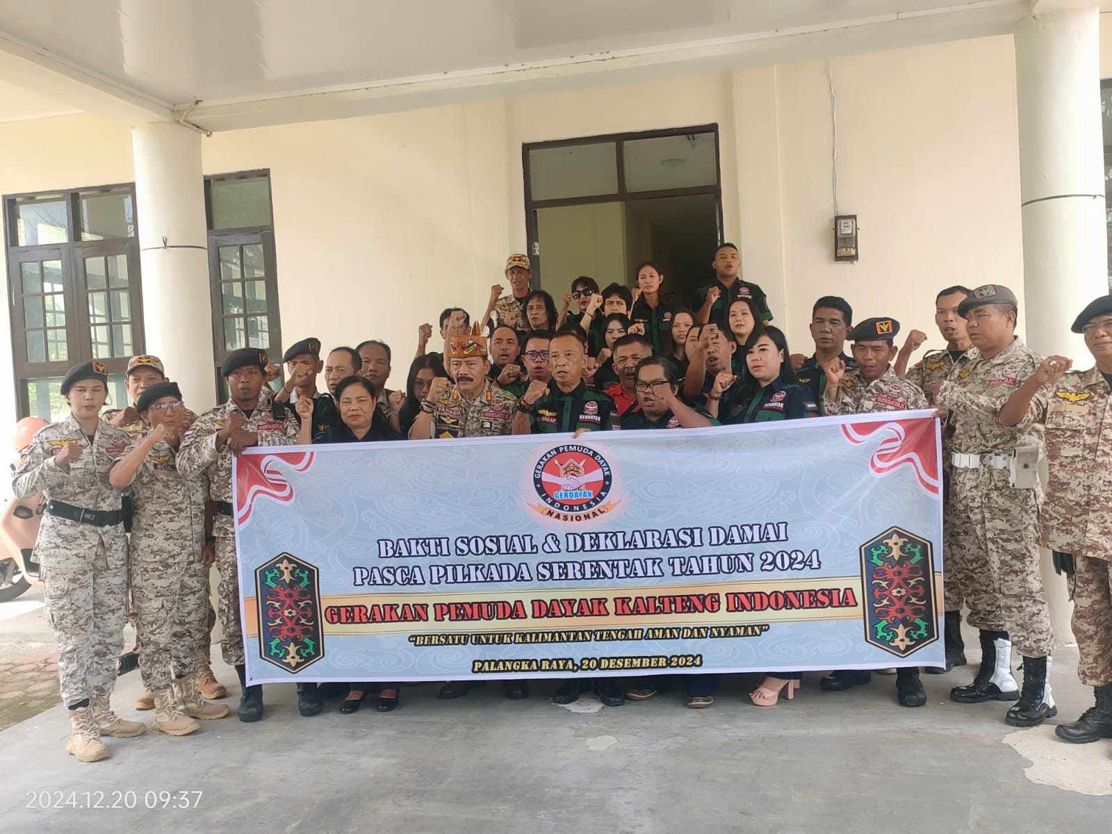 Gerdayak mendukung Ketertiban dan Keamanan Masyarakat (Kamtibmas) pasca pelaksanaan Pilkada Kalteng 2024. ISTIMEWA/RADAR PALANGKA