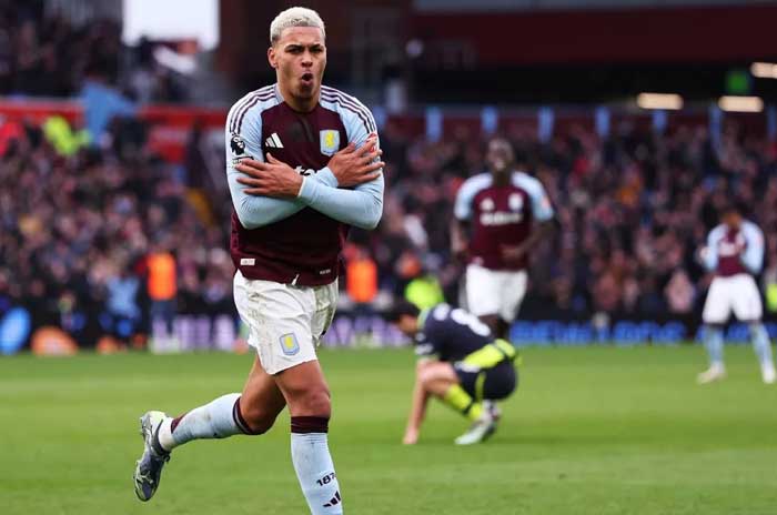 BOBOL MANTAN: Selebrasi Morgan Rogers usai mencetak gol bagi Aston Villa ke gawang mantan timnya, Manchester City.
