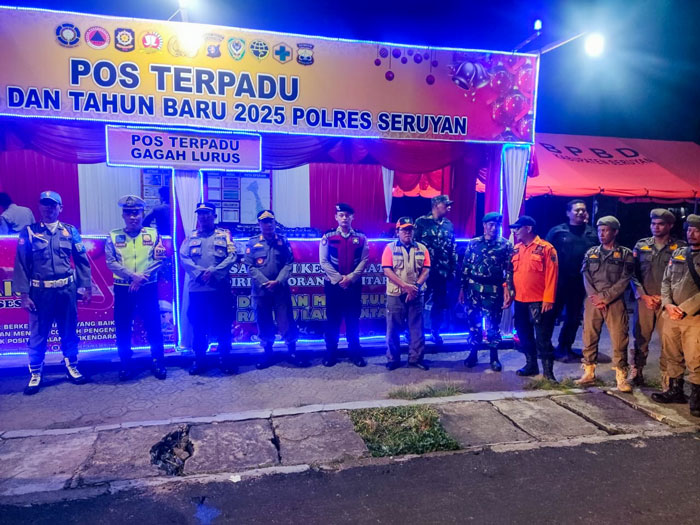 PATROLI: Polres Seruyan menggelar patroli gabungan skala besar sekaligus pengamanan perayaan Natal dan Tahun Baru. M. RIFANI DEWANTARA/RADAR SAMPIT