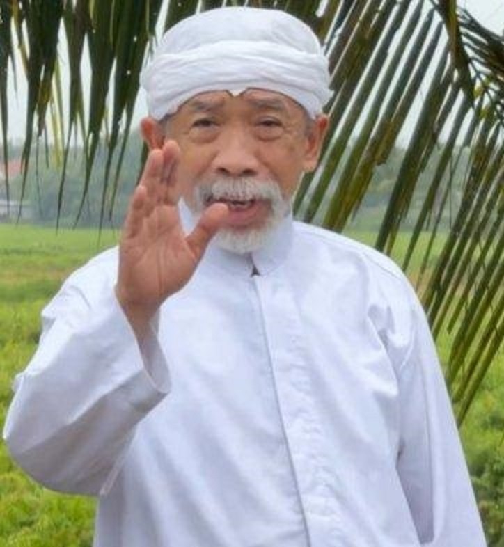 Nurul Qomar semasa hidup