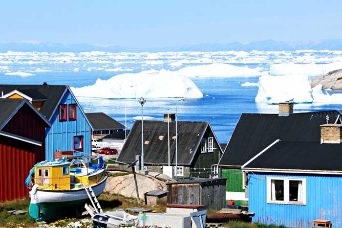 TARGET AS: Permukiman khas Greenland di Ibu Kota Nuuk.