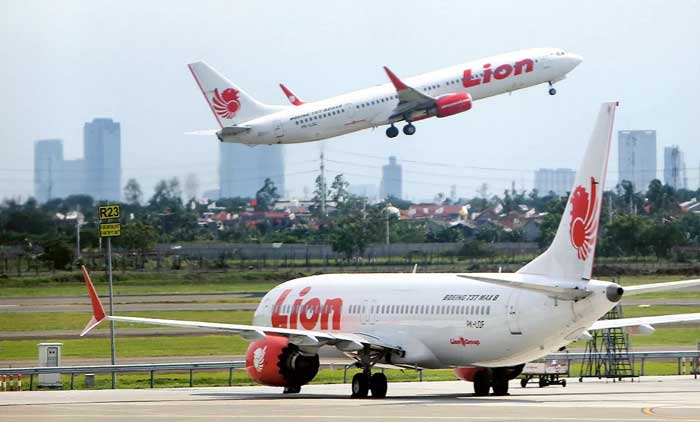 MASKAPAI: Pesawat Lion Air di Terminal 1 Bandara Internasional Soekarno-Hatta. (MUHAMAD ALI/JAWA POS)