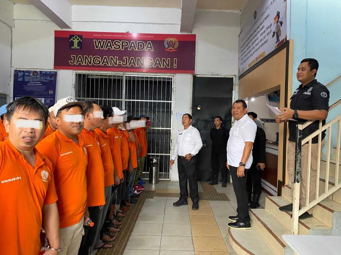 PEMINDAHAN : Sebanyak 50 WBP Rutan dipindah Lapas Kelas IIA Palangka Raya, Rabu (19/02/2025). ISTIMEWA/RADAR PALANGKA