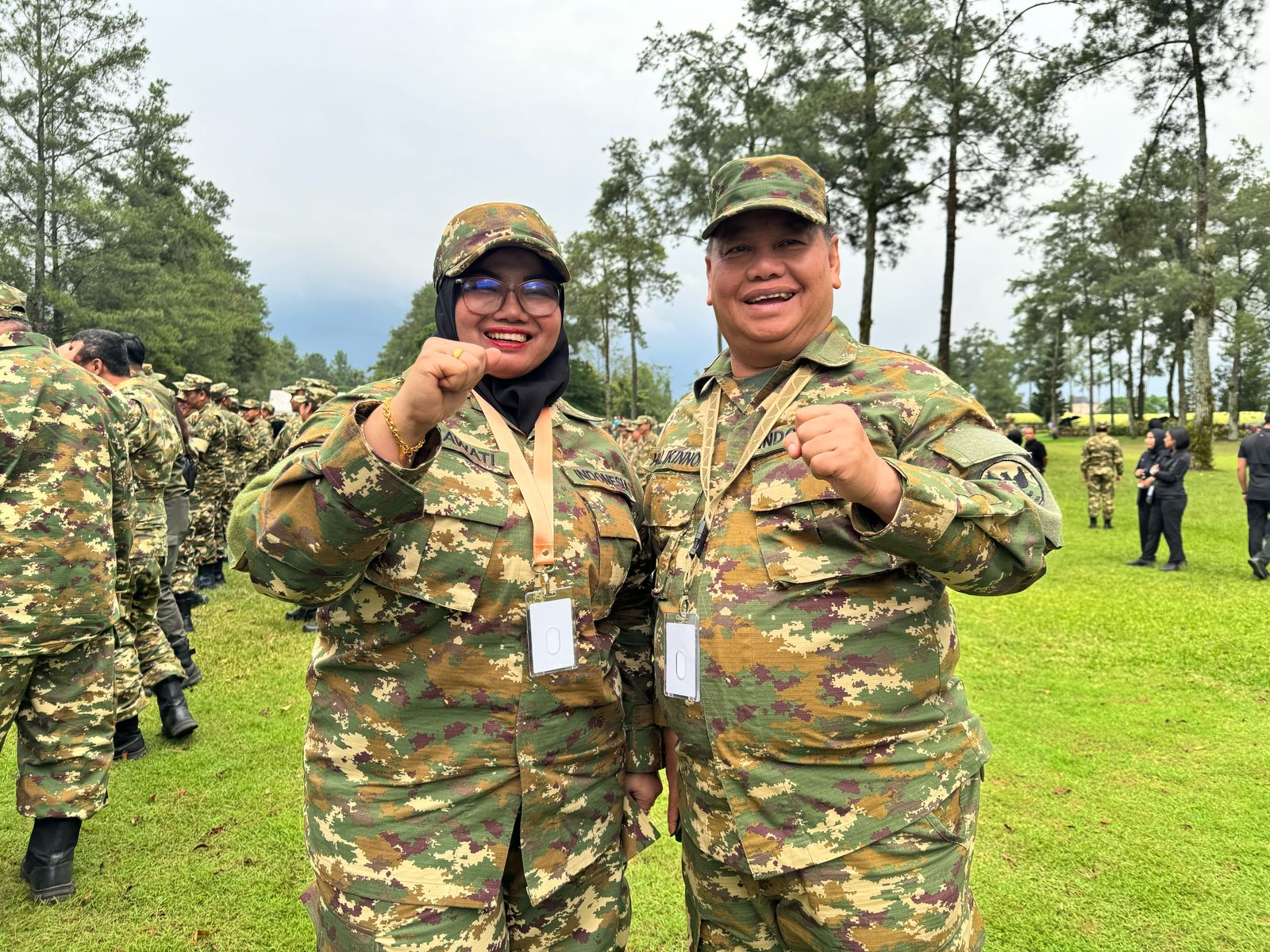 PERKUAT SOLIDITAS: Bupati Kotim Halikinnor dan Wakil Bupati Kotim Irawati saat mengikuti retret di Akmil Magelang, Kamis (27/2).&nbsp;IST/RADAR SAMPIT