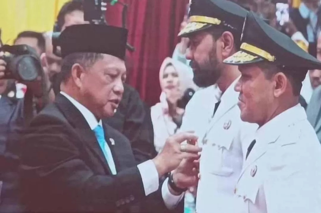 Muzakir Manaf alias Mualem saat dilantik menjadi Gubernur Aceh. (Harian Rakyat Aceh).