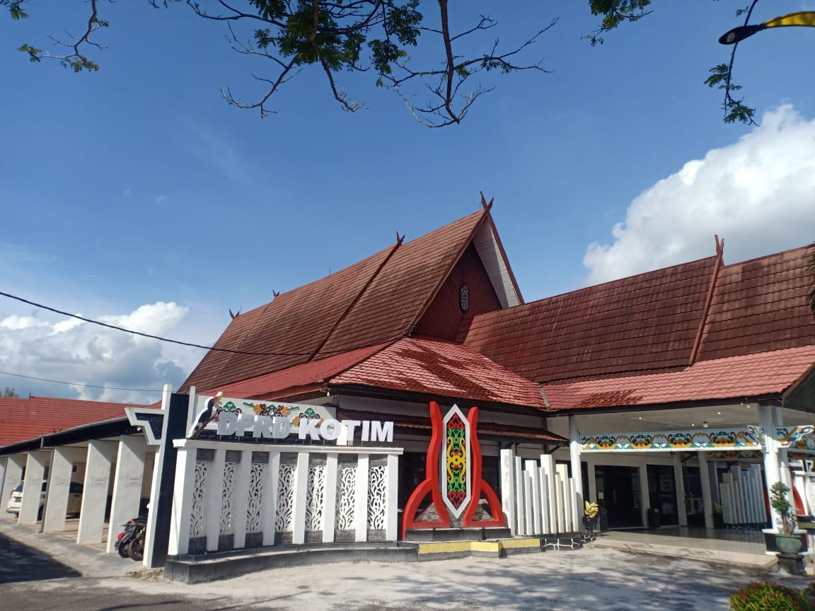 Gedung DPRD Kotim (Setwan Kotim)