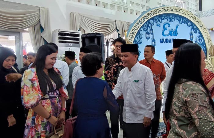 OPEN HOUSE: Gubernur Kalteng Agustiar Sabran menggelar Open House Hari Raya Idulfitri.