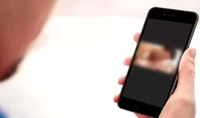 ilustrasi video  syur