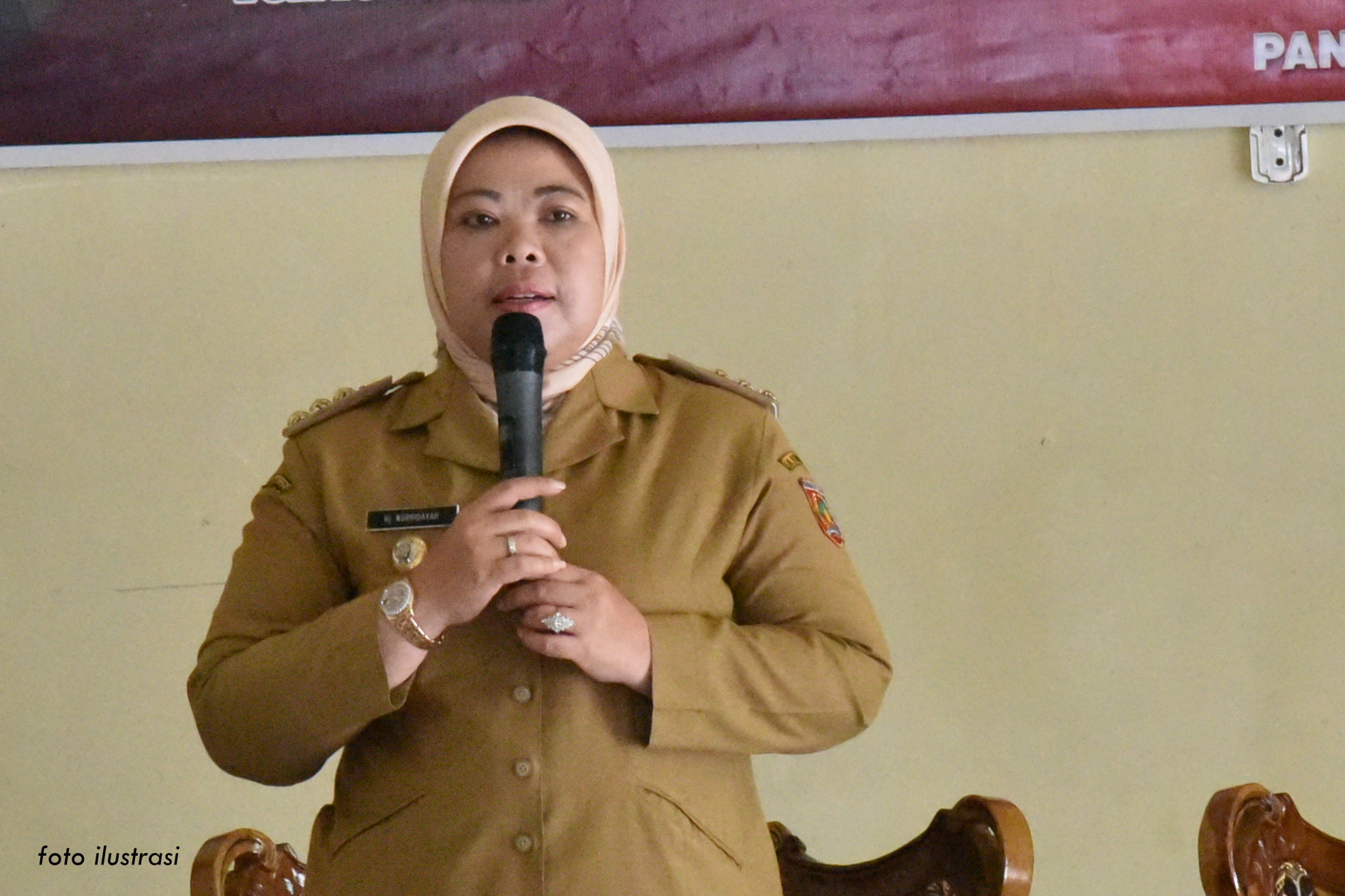 Hj Nurhidayah, Bupati Kobar