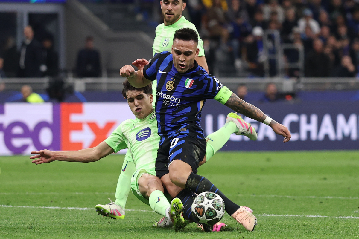 Laga keras antara Inter Milan vs Barcelona di leg 2 semifinal UCL 2024/2025.