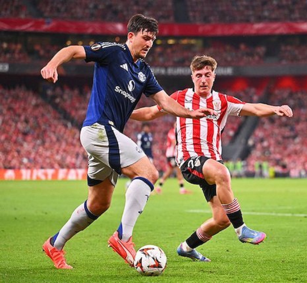 Pertemuan Leg 1 Athletic Bilbao vs Manchester United pada semifinal Europa League 2024/2025.