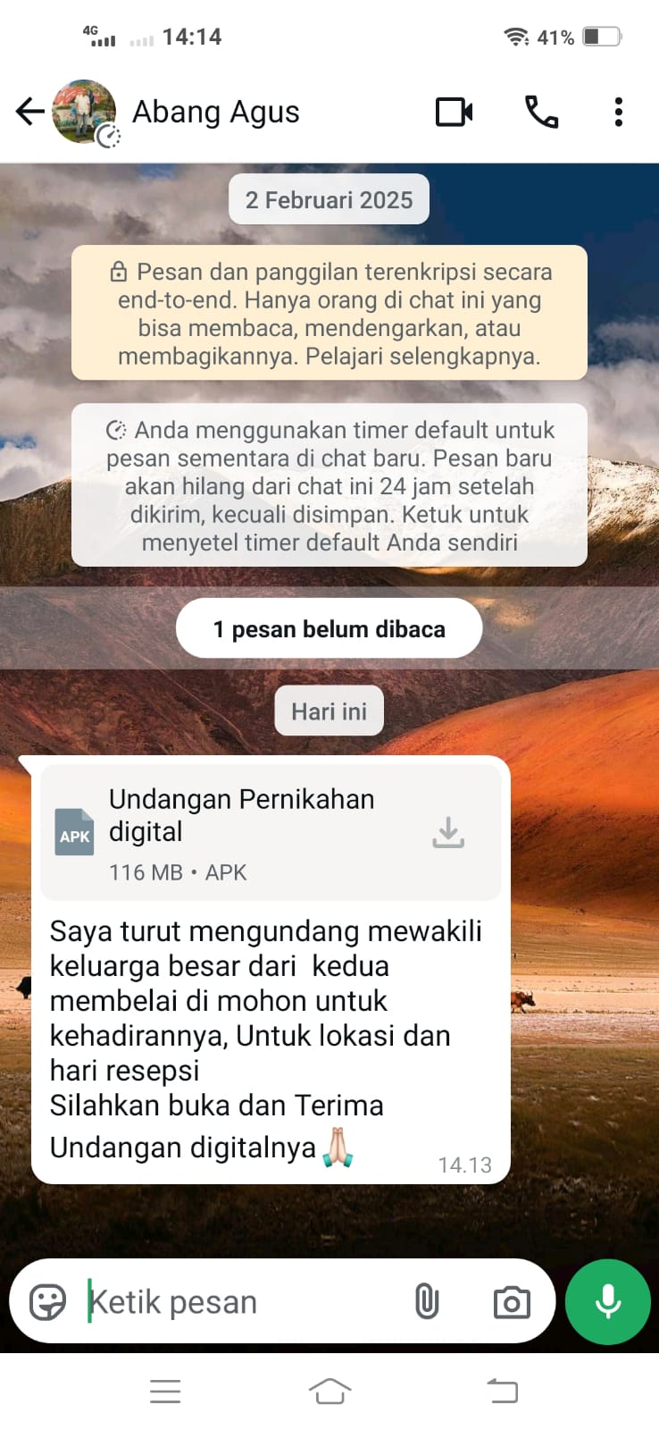 Setelah meretas, pelaku mengirim undangan digital ke semua kontak yang tersimpan. (Yuni/Radar Sampit)