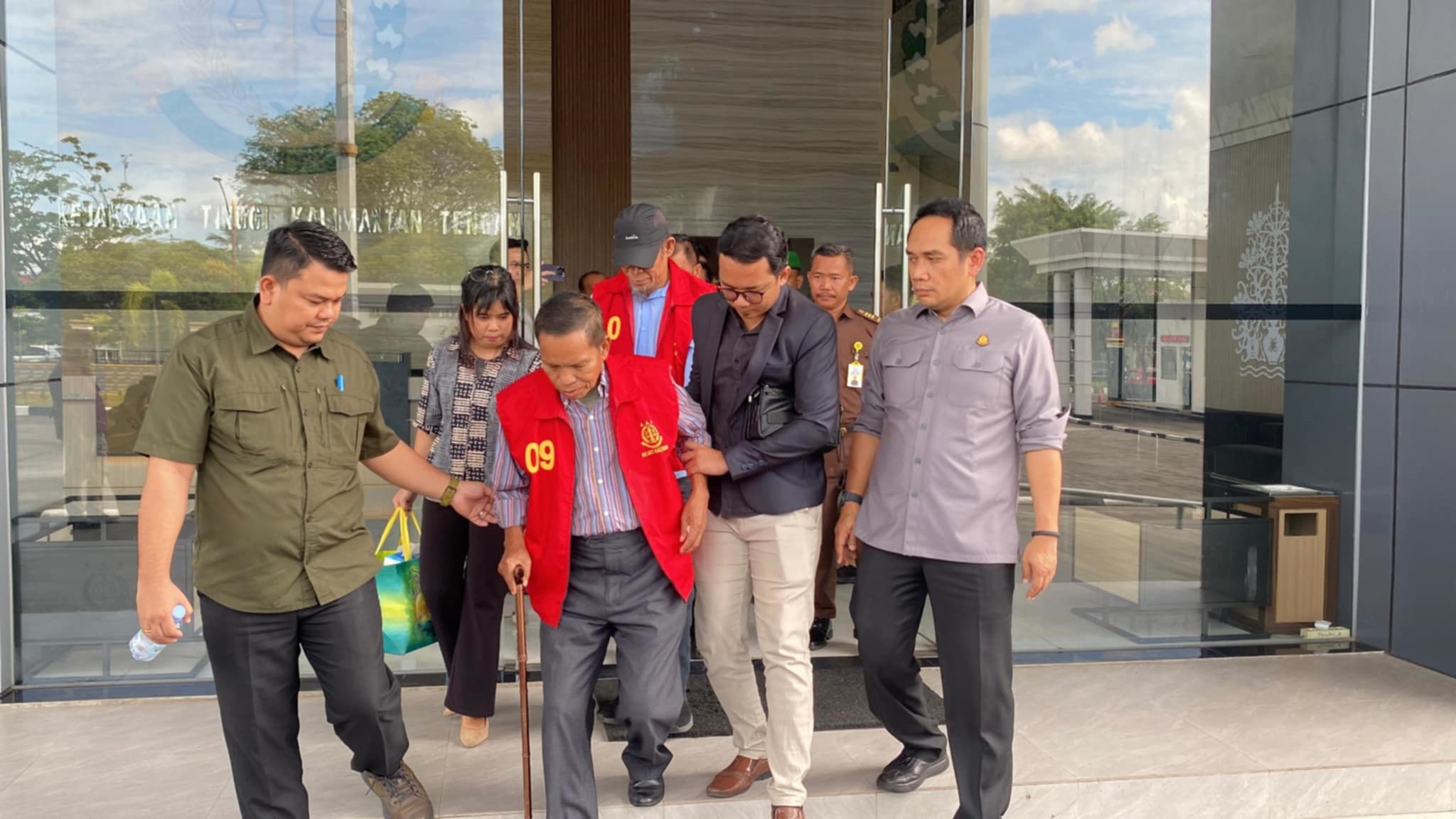 RESMI DITAHAN: Mantan Kepala Distamben Kabupaten Barito Utara, A, akhirnya mendekam dalam sel tahanan.DODI/RADAR SAMPIT