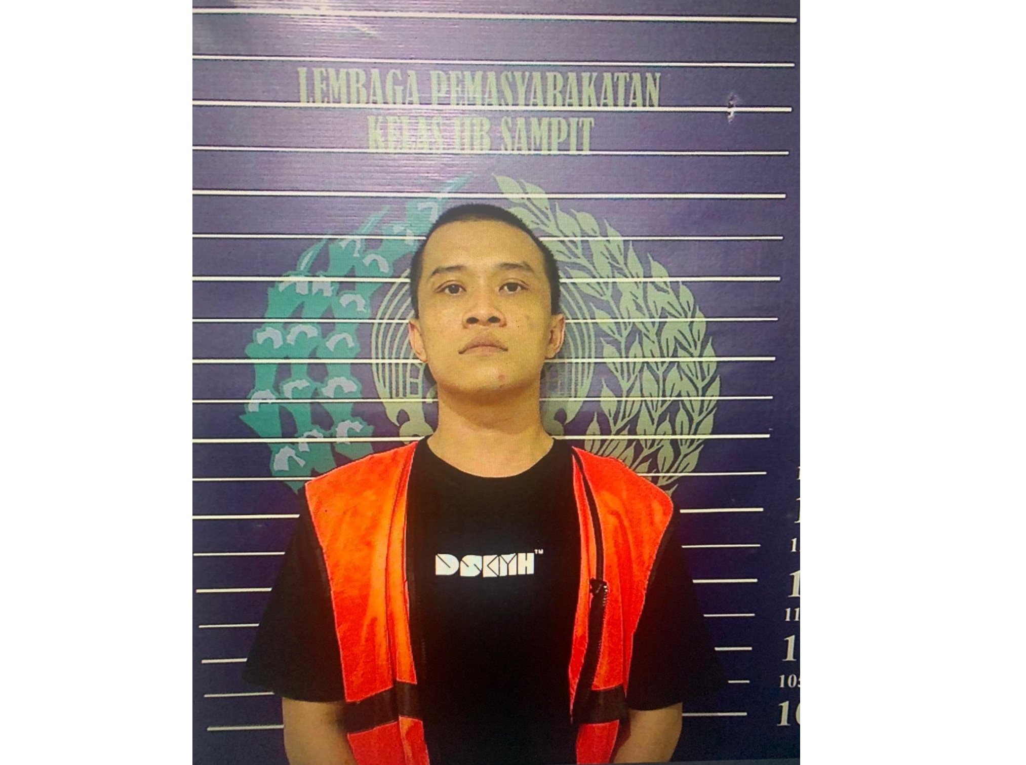 KABUR: Tahanan kasus narkotika, SW, yang berhasil kabur usai sidang di Pengadilan Negeri Sampit, Selasa (3/6).&nbsp;WARGA UNTUK RADAR SAMPIT