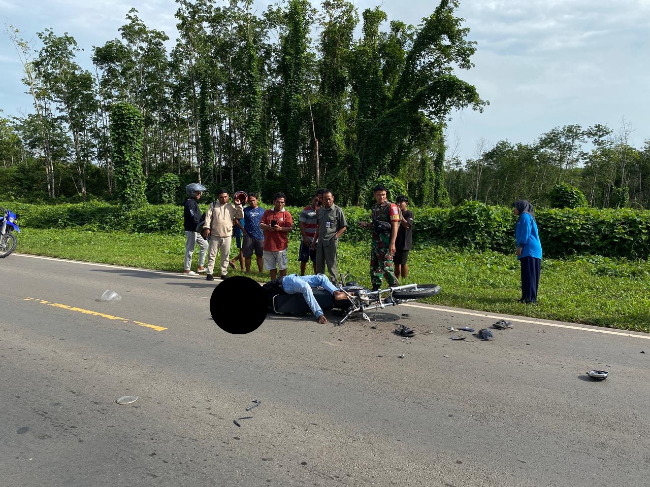 Kecelakaan di Jalan Trans Kalimantan, Sampit - Pangkalan Bun, tepatnya di kawasan Dusun Semanggang, Kecamatan Pangkalan Banteng, Kabupaten Kotawaringin Barat, Kalteng, Rabu (11/6/2025) Pagi.