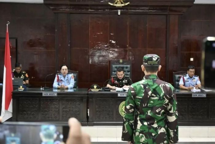 Terdakwa Kelasi Satu Jumran divonis hukuman pidana penjara seumur hidup terkait kasus pembunuhan jurnalis Juwita di Pengadilan Militer (Dilmil) I-06 Banjarmasin. (Tumpal Andani Aritonang/Antara