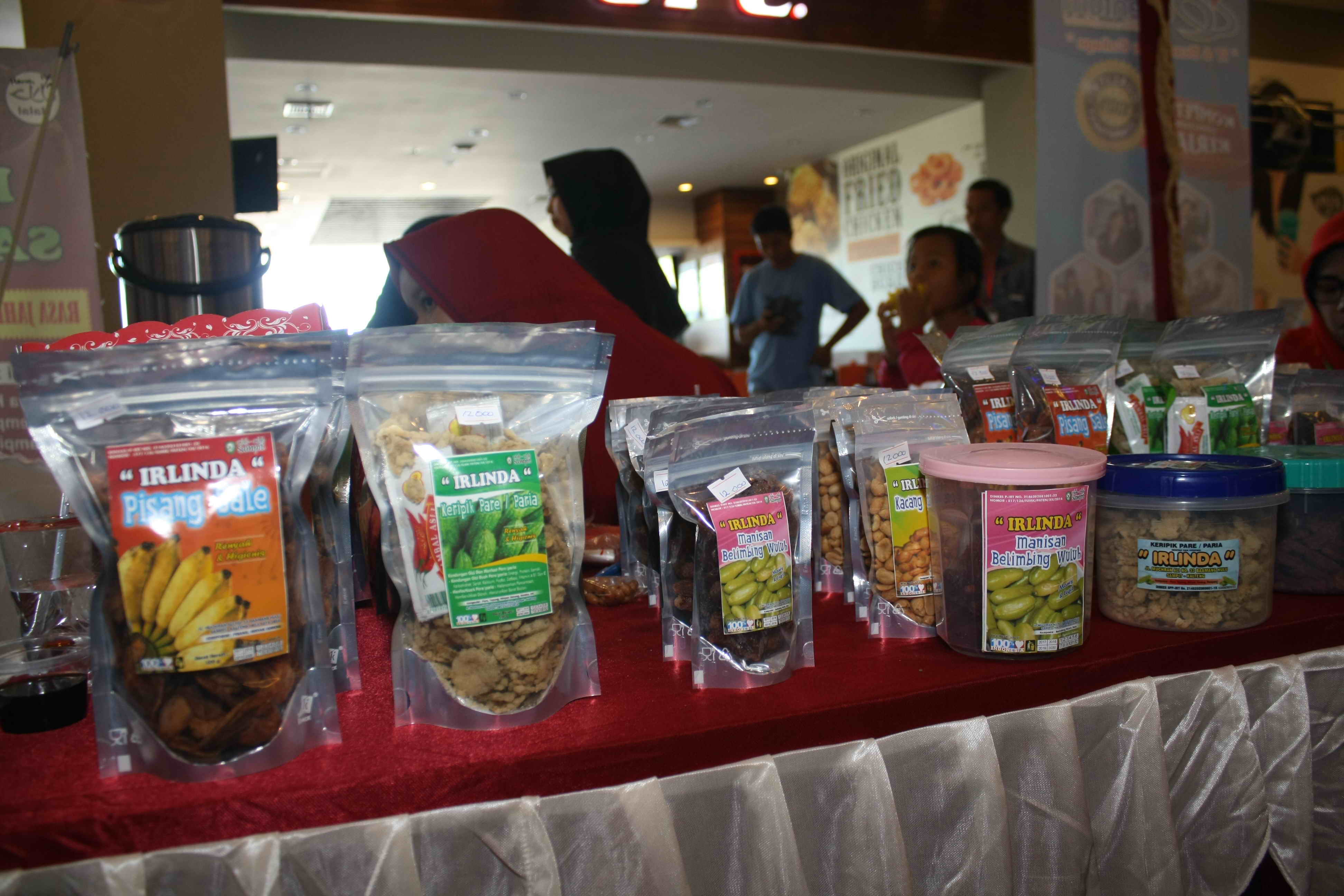 Sejumlah produk UMKM dipamerkan di Citimall Sampit beberapa waktu lalu.