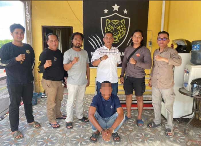 DITANGKAP: Napi kasus perkosaan yang diringkus di Banjarmasin, Kalsel, setelah beberapa hari kabur dari Lapas Kelas IIA Palangka Raya, Rabu (2/7).