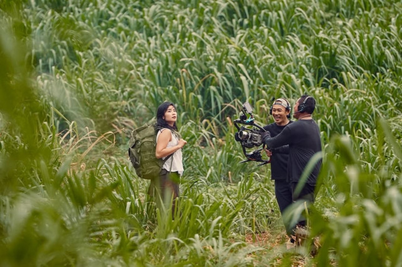 Jacquelyn Chandra saat syuting film Jurassic World: Rebirth