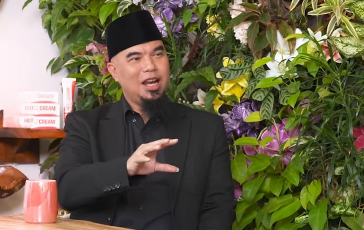 Ahmad Dhani berbicara dalam podcast Denny Sumargo. (youtube)