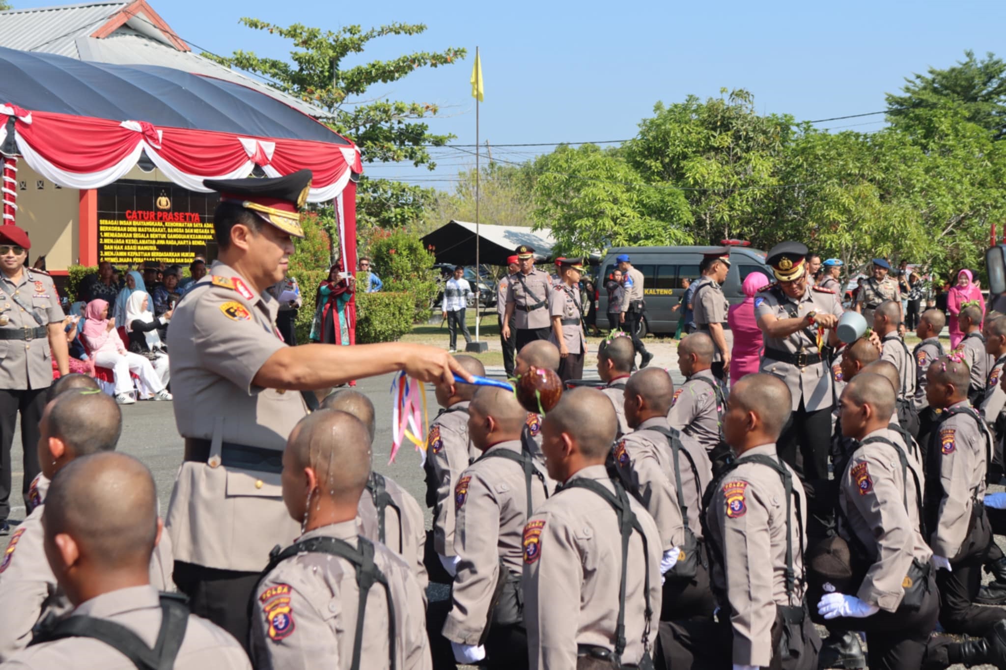 Sebanyak 143 siswa saat memulai pendidikan di SPN Polda Kalteng, di Desa Bukit Rawi, Kabupaten Pulang Pisau, ketika dibuka oleh Kapolda Kalteng Irjen Pol Iwan Kurniawan,