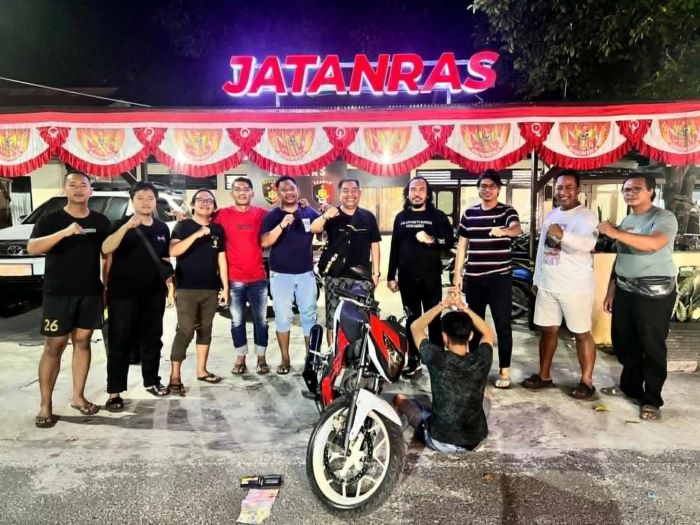 TANGKAP :   Pelaku pencurian di rumah dinas Polda Kalteng di Kelurahan Palangka, Kecamatan Jekan Raya, Palangka Raya berhasil dibekuk. FOTO: POLRESTA PALANGKA RAYA/RADAR SAMPIT