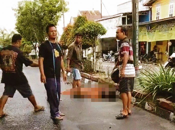 MUSIBAH : Kecelakaan lalu lintas di jalan Hasanudin, Kelurahan Mendawai, Kecamatan Arsel, Kabupaten Kotawaringin Barat (Kobar), Selasa (12/8/2025) sore. FOTO: IST/RADAR SAMPIT