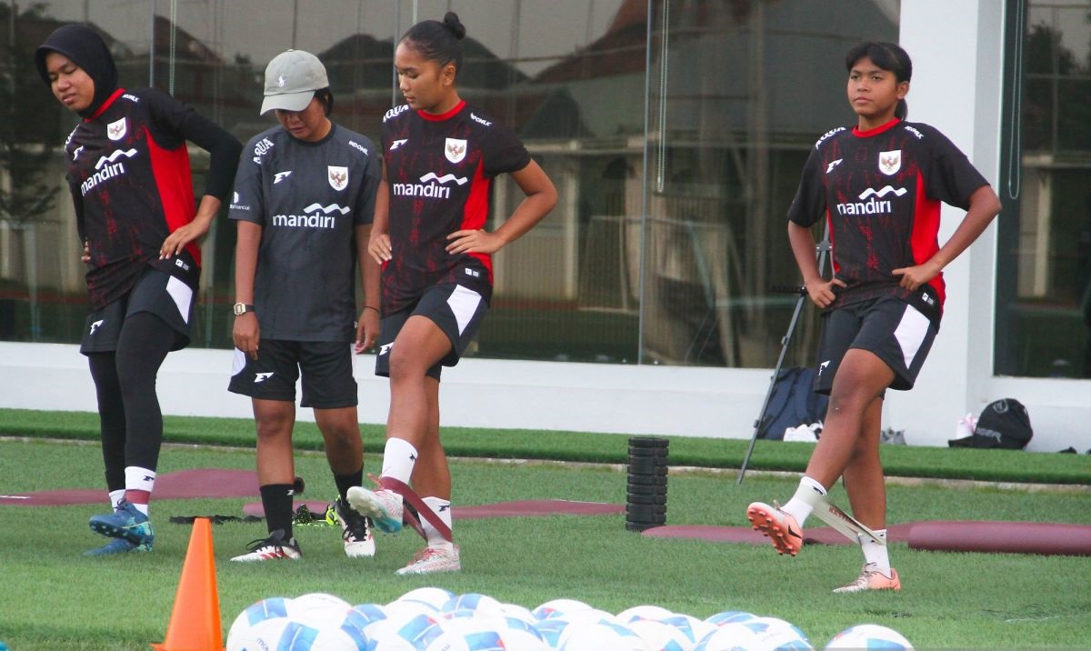 Pemain timnas Indonesia U 16 Putri, saat berlatih menjelang Piala AFF U-16 Putri.